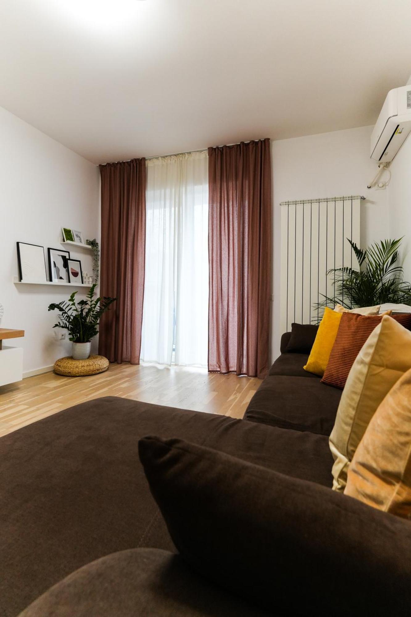 Amalia - Quiet 1Br Apartment With Parking & Wi-Fi Бухарест Екстер'єр фото