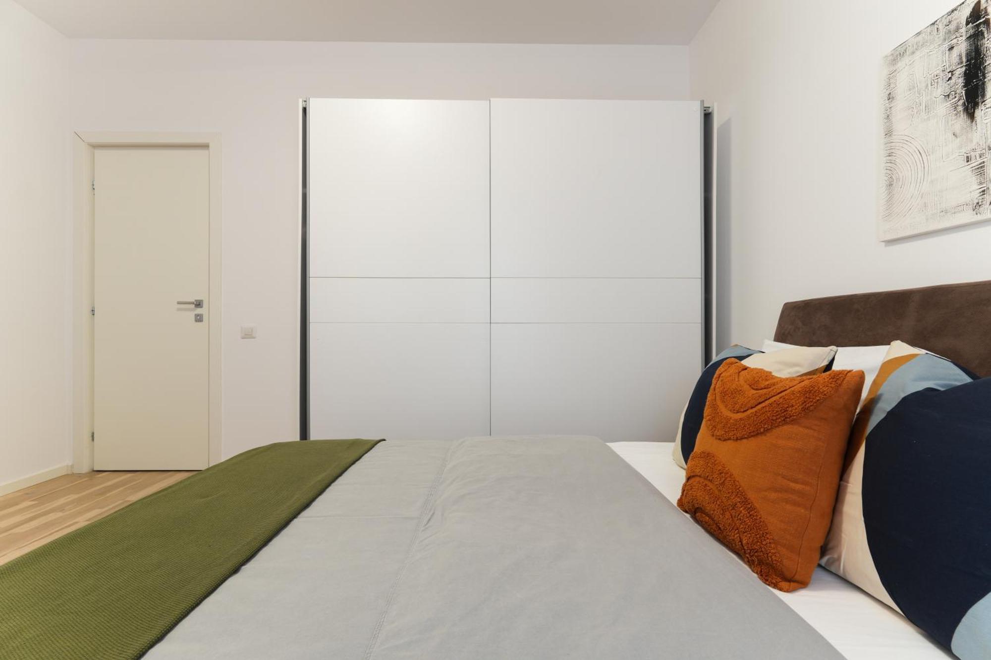 Amalia - Quiet 1Br Apartment With Parking & Wi-Fi Бухарест Екстер'єр фото